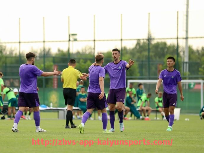 开云体育app下载-最近意甲球队状态汇总:连胜走势与下滑警报并存 开云体育app下载-最近意甲球队状态汇总:连胜走势与下滑警报并存