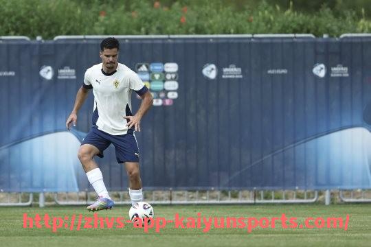 开云体育app下载-世俱杯弹幕关键词统计分析,用户情绪与关注焦点洞察 开云体育app下载-世俱杯弹幕关键词统计分析,用户情绪与关注焦点洞察